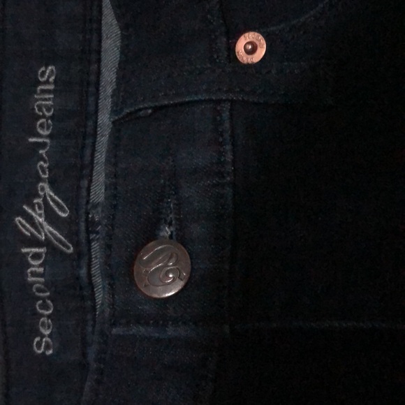 size 27 bootcut second yoga jeans - Picture 2 of 3